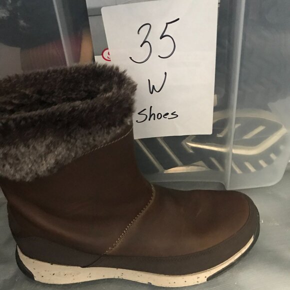 Chaco Womens Waterproof Brown Winter Boots Size 8 Faux Fur Trim - Picture 12 of 12